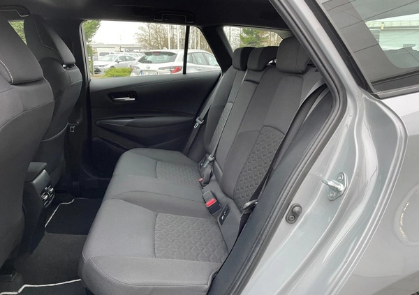 Toyota Corolla cena 86900 przebieg: 113897, rok produkcji 2019 z Skoki małe 379